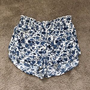 American Eagle loose shorts!